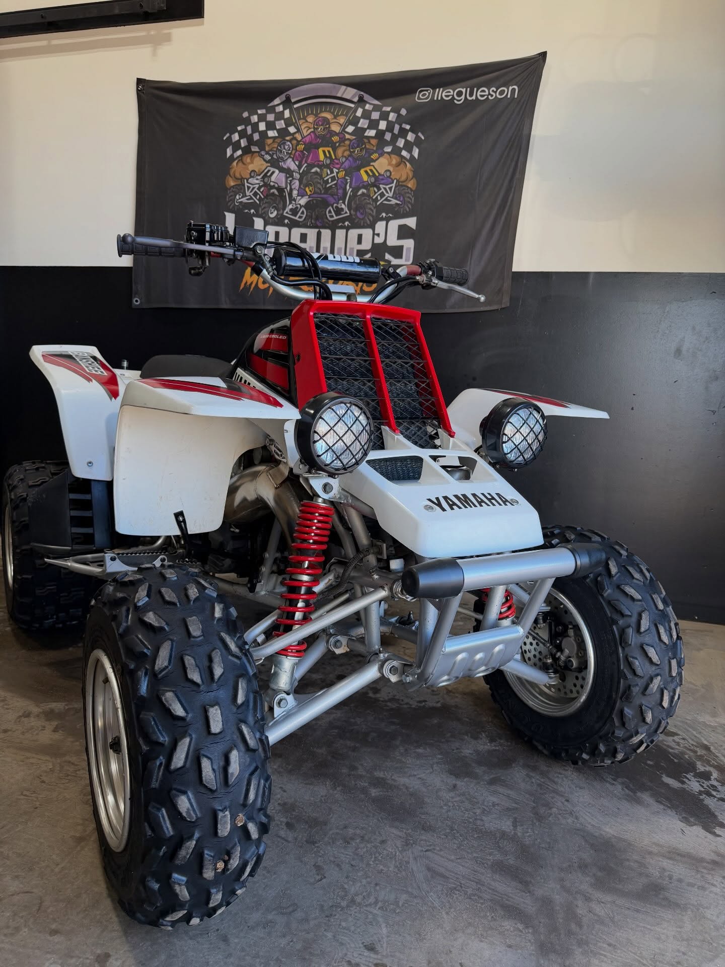 2000 Yamaha Banshee | 2000 banshee | llegueson motorsports